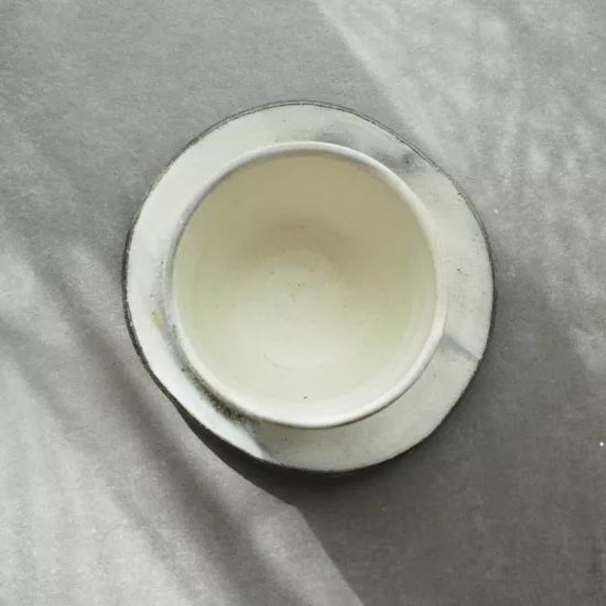 Set de Tasse à thé en céramique Shigaraki-yaki avec coupelle « Yuki »