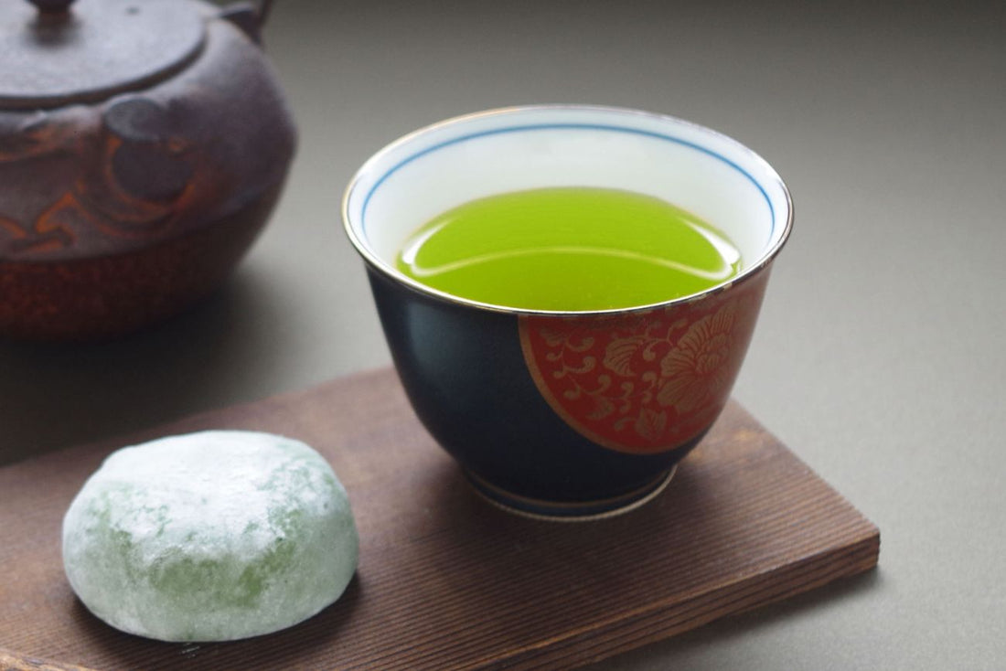 Thé vert sencha : comment le préparer parfaitement à la maison (guide complet)