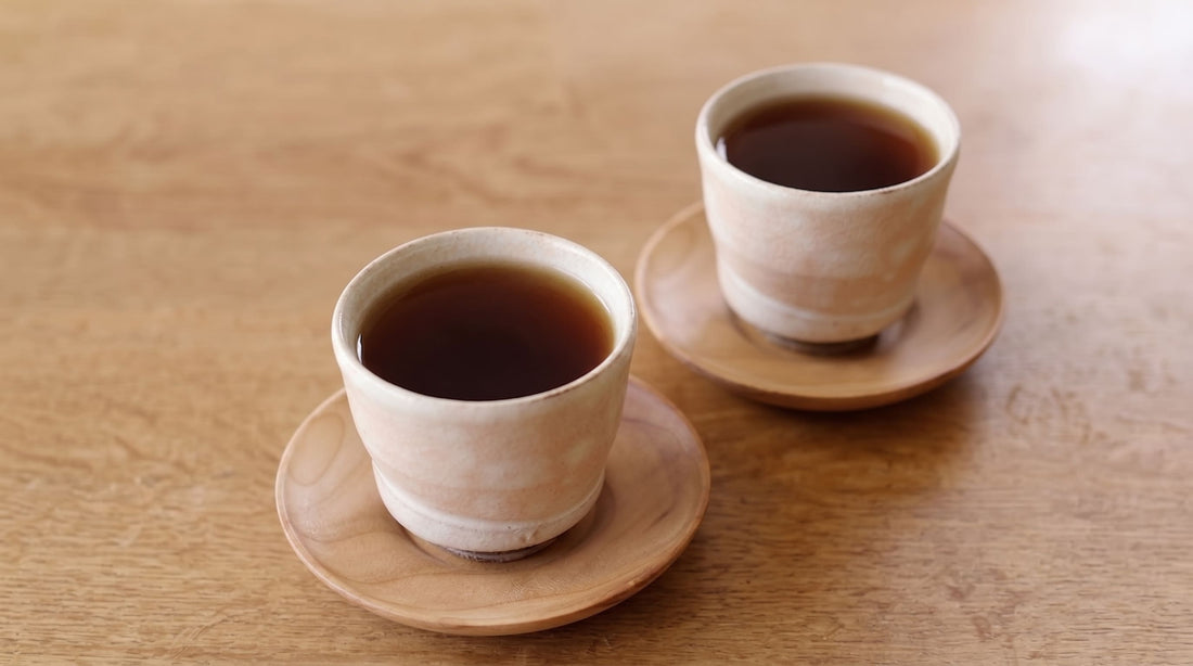 Tasses de Mugicha, infusion japonaise d’orge torréfiée