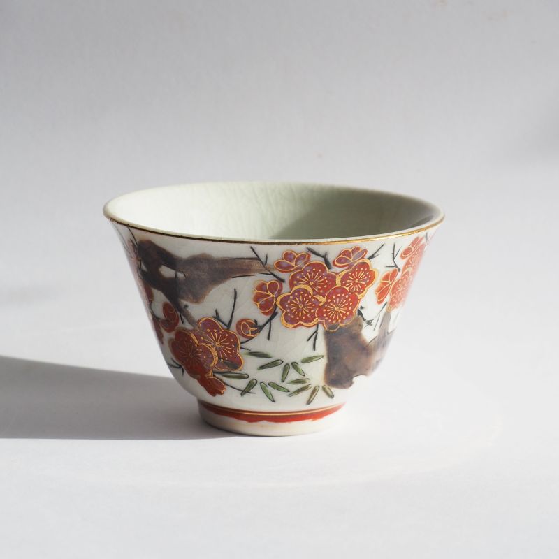 Tasse à thé kutani-yaki umé