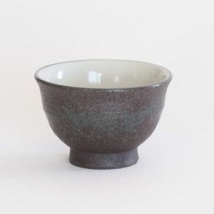 Tasse à thé Kiyomizu ware de Chu “Seido-KobikiTasse à thé Kiyomizu ware de Chu “Seido-Kobiki