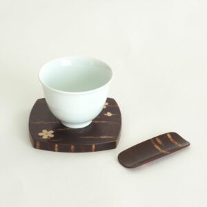 Tasse en porcelaine Hasami-yaki de Tohbo AO “Seihakuji“